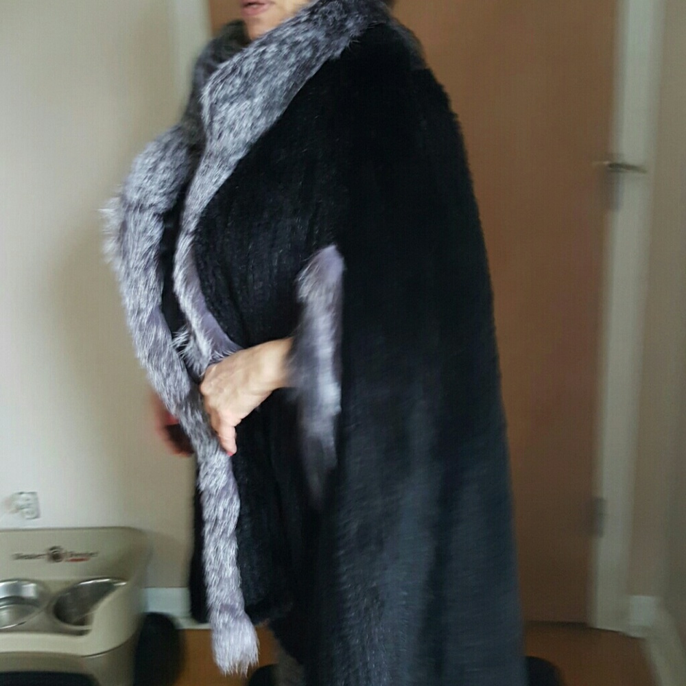 mink cape - Picture 3 of 8